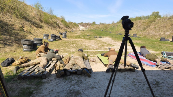 17 травня Школа початківців (інструктор -Габрук)  місце проведення ССК Карабін)